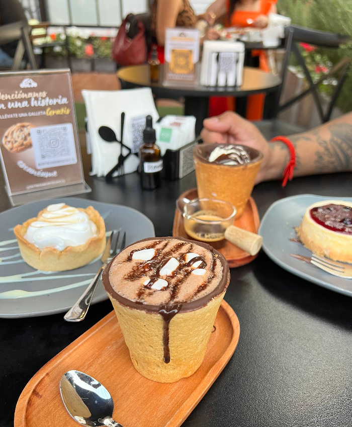 Come and Discover Our Cafe